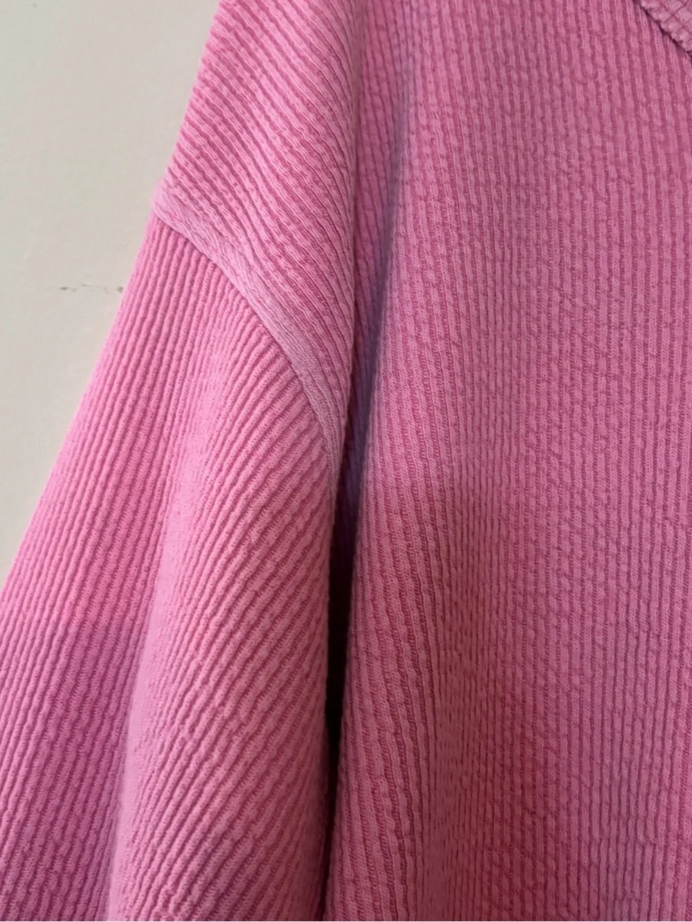 aerie  Sustainable  Real Good apparel textured Pink V-Neck Sweatshirt Pullover